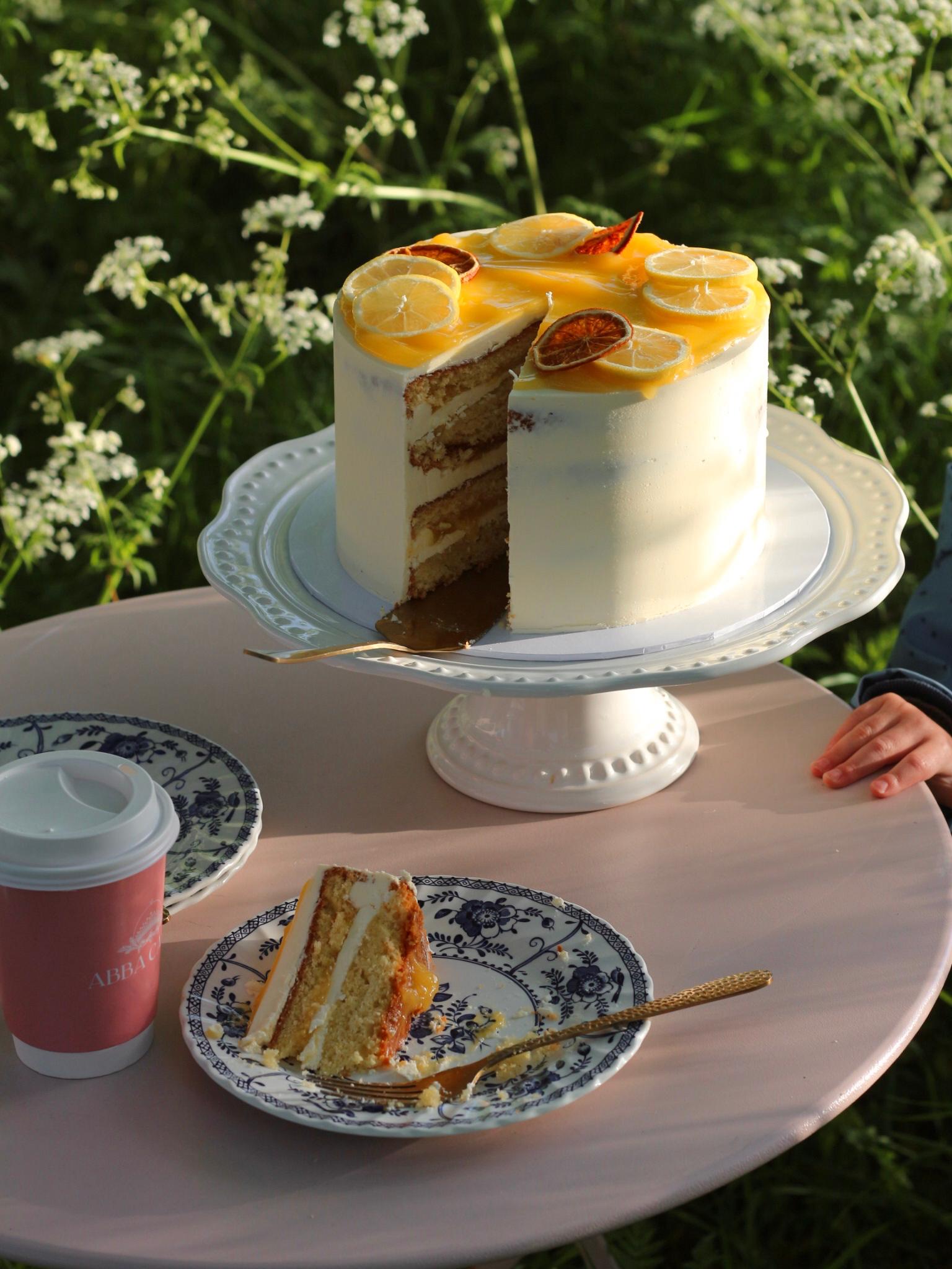 Lemon Velvet Layer Cake 4