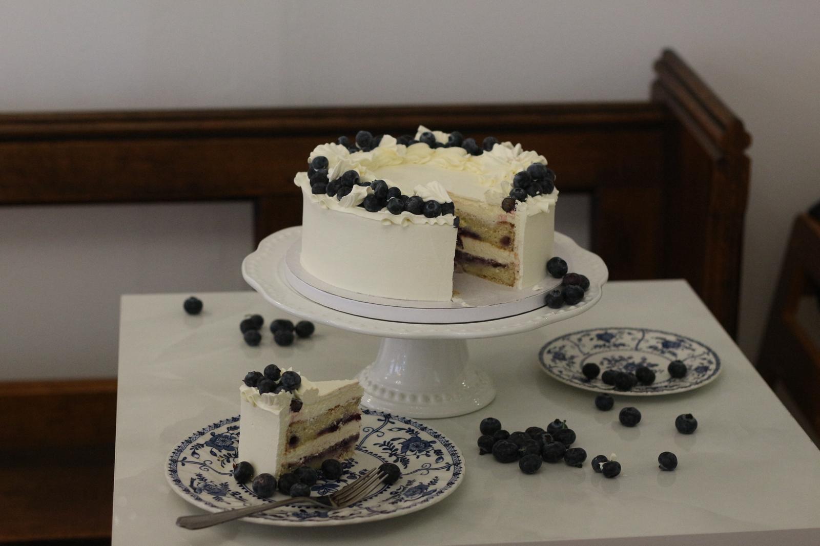 Lemon and Blueberry Cake